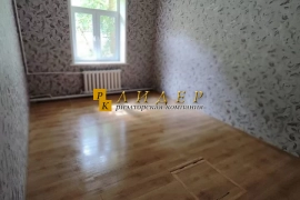 продается 2-комнатная квартира